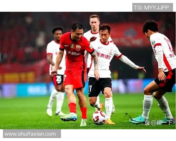 成都篮球队在世界锦标赛积分榜上以98分稳居第一名展现强劲实力