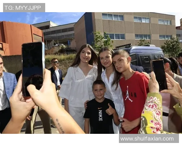 西班牙公主与足球明星的浪漫爱情故事引发媒体热议 西班牙公主与足球明星的浪漫爱情故事引发媒体热议